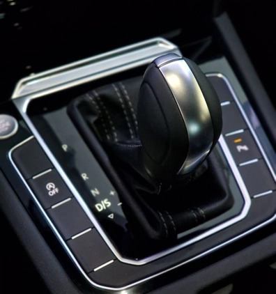 Volkswagen Arteon cena 204900 przebieg: 500, rok produkcji 2023 z Warszawa małe 301